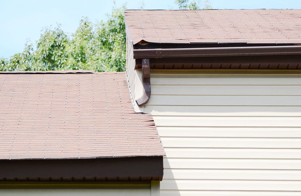 What Are the Signs of Poor Roof Installation?